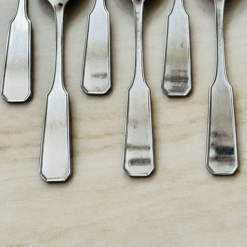 6pc Vintage Japanese 18/0 Stainless Teaspoons 6 1/8” Outline Edge Flat Tip Up